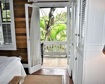 Simonton Court Historic Inn & Cottages - קי ווסט - מרפסת