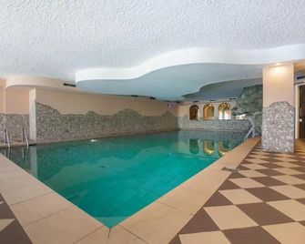 Hotel Val Di Sole - Mezzana - Piscina