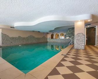 Hotel Val Di Sole - Mezzana - Pool