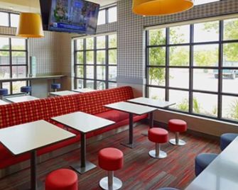 LivINN Hotel St Paul East / Maplewood - Maplewood - Restaurant