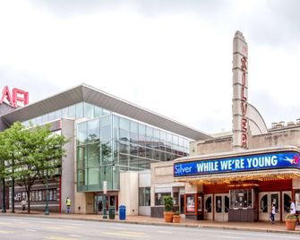 Travelodge by Wyndham Silver Spring - Silver Spring - Gebäude