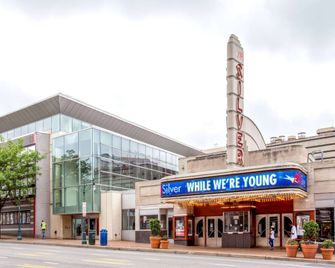 Travelodge by Wyndham Silver Spring - Silver Spring - Building