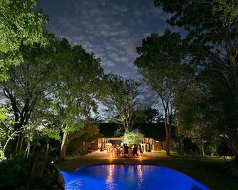 Masuwe Lodge - Victoria Falls - Pool