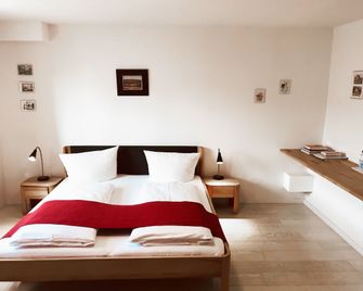 Brunnenhof Randersacker - das kleine Hotel - Randersacker - Schlafzimmer