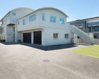 Modern Marine Parade Apartment - Tauranga - Gebäude