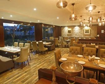 Hotel Cross Lane - Ajmer - Restaurante