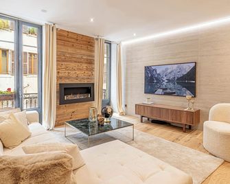 L'Écrin Alpin - Centre historique - Haut standing - Chambéry - Living room