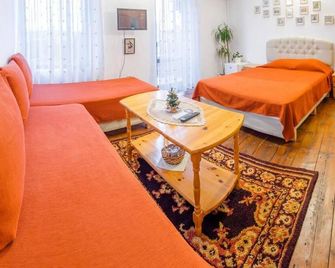 Hotel Stambolov - Veliko Tarnovo - Parveke