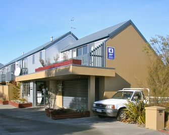 Sherborne Motor Lodge - כרייסטצ'רץ' - בניין