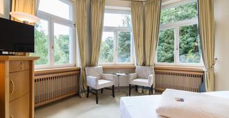 Hotel Waldhaus-Langenbrahm - Essen - Bedroom