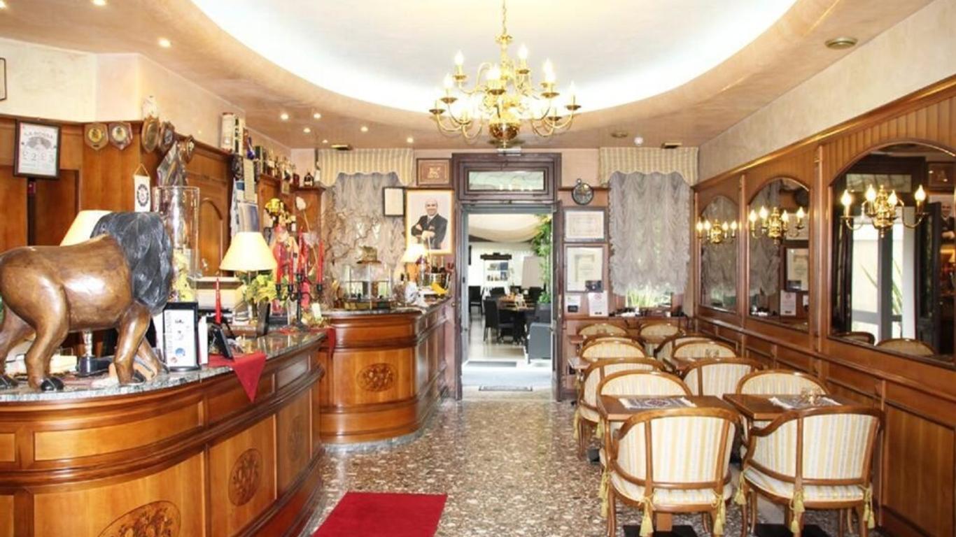 Park Hotel Villa Leon d'Oro