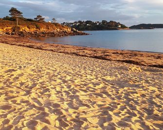 Auberge Granit Rose - Trébeurden - Plage