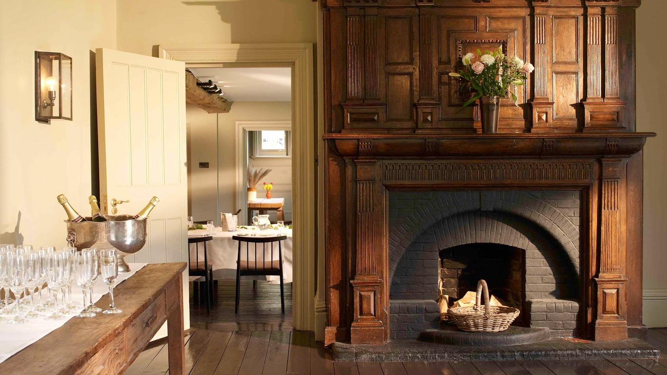 The Olde Bell, BW Signature Collection