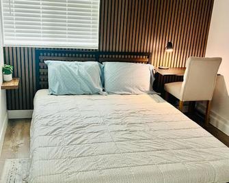 Charming 2-bedroom 1 Bathroom unit in fantastic Livermore - Livermore - Habitación