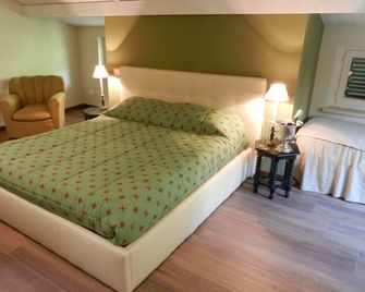Pieve Sant'Angelo Guest house - Campello Sul Clitunno - Habitación