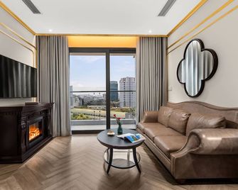 Dolce by Wyndham Hanoi Golden Lake - Hanoi - Living room