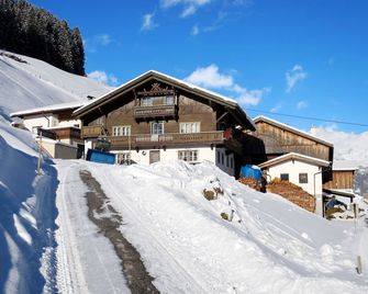 Apartment Oberkofl by Interhome - Tux - Budova