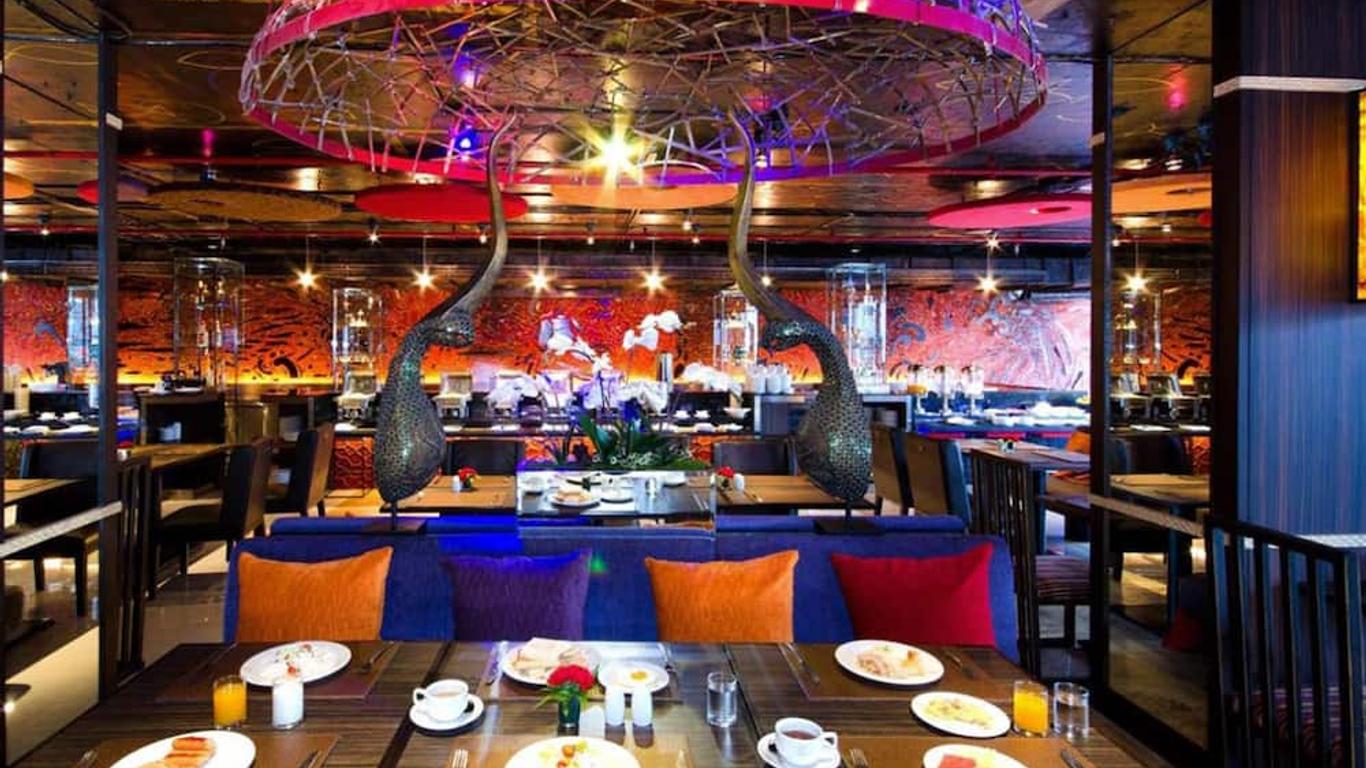 فندق Tongtara Riverview