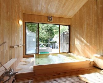 Takimi Onsen Inn that only accepts one group per day - Nagiso