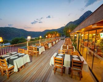 S3 Seahorse Beach Club - Ölüdeniz - Balcón