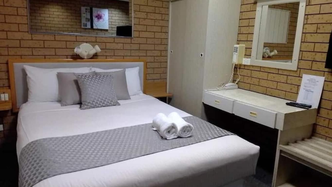 كانتري هوم موتور إن