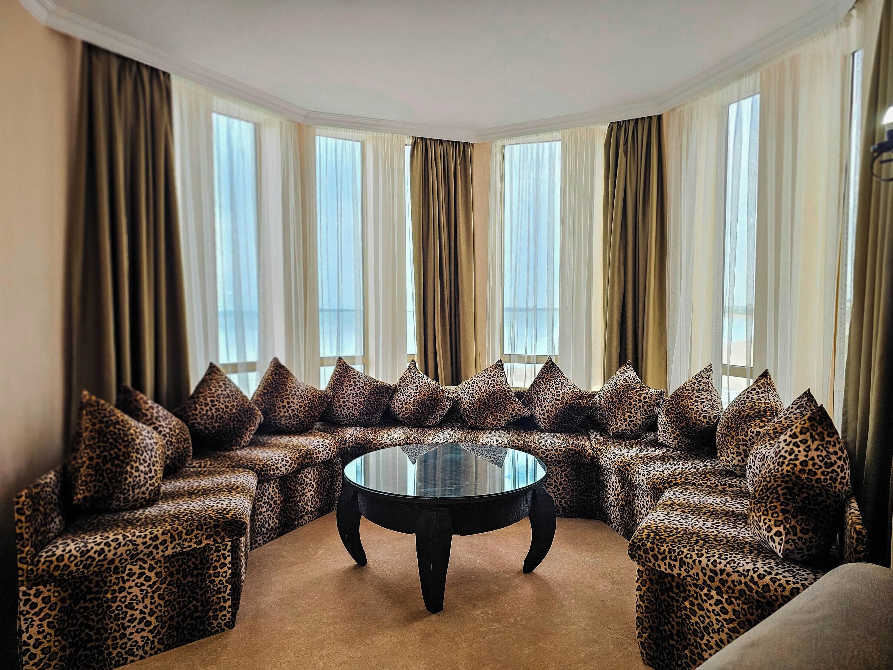 Imperial Palace Hotel - נסבאר