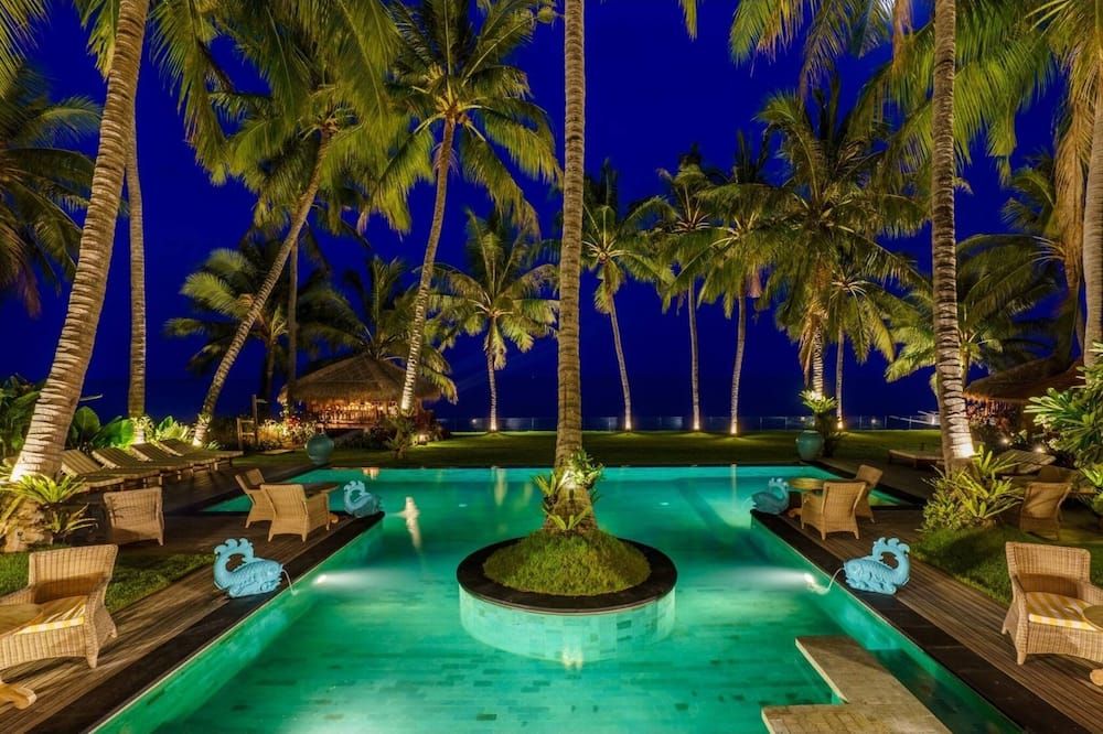 Louka Beach Bali - Tejakula - Pool