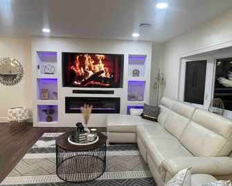 Modern getaway in Catskills - Cairo - Sala de estar