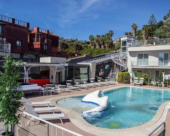 Hotel Malavoglia - Acitrezza - Piscina