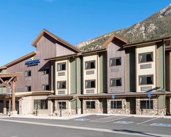 Microtel Inn & Suites by Wyndham Georgetown Lake - Georgetown - Edificio