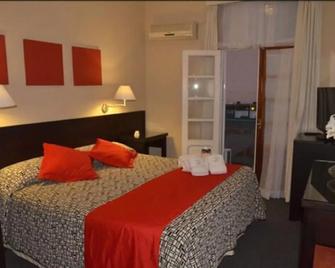 Hotel Rex - Piriápolis - Bedroom