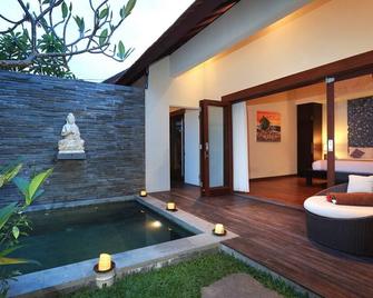 One Bedroom Desa di Bali Villas - North Kuta - Pool