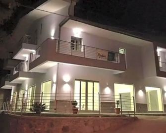 Hotel Rodian - Acquappesa - Budova