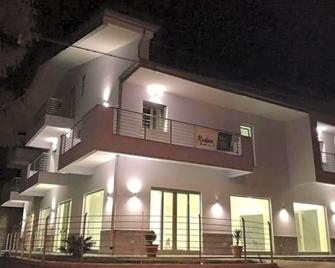 Hotel Rodian - Acquappesa - Gebäude