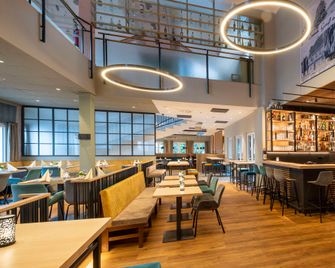 Sure Hotel by Best Western Hilden-Düsseldorf - Hilden - Бар