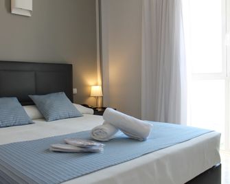 Hotel Barajas Plaza - Madrid - Habitación