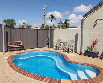 Tropic Coast Motel - Mackay - Pool