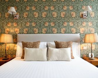 Hotel Edouard VII - ביאריץ - חדר שינה