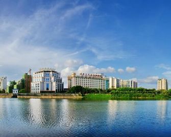 Conifer Garden Hotel - Haikou - Outdoor view