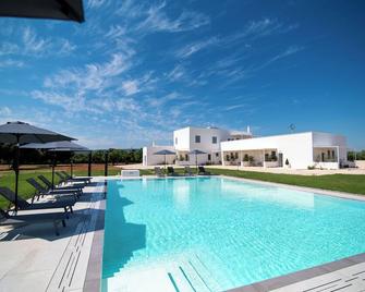 Il Casale nel Parco - Ostuni - Piscina