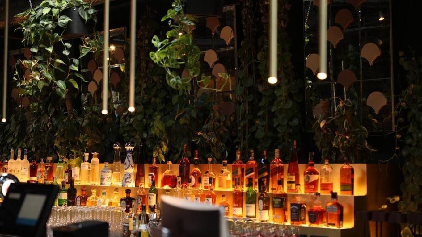 Padam Boutique Hotel