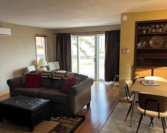Prime Location!! Steps away from West Battle Lake Beach and Boat Access - Battle Lake