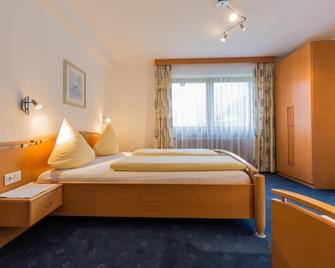 Pension Nigella - Neustift im Stubaital - Habitación