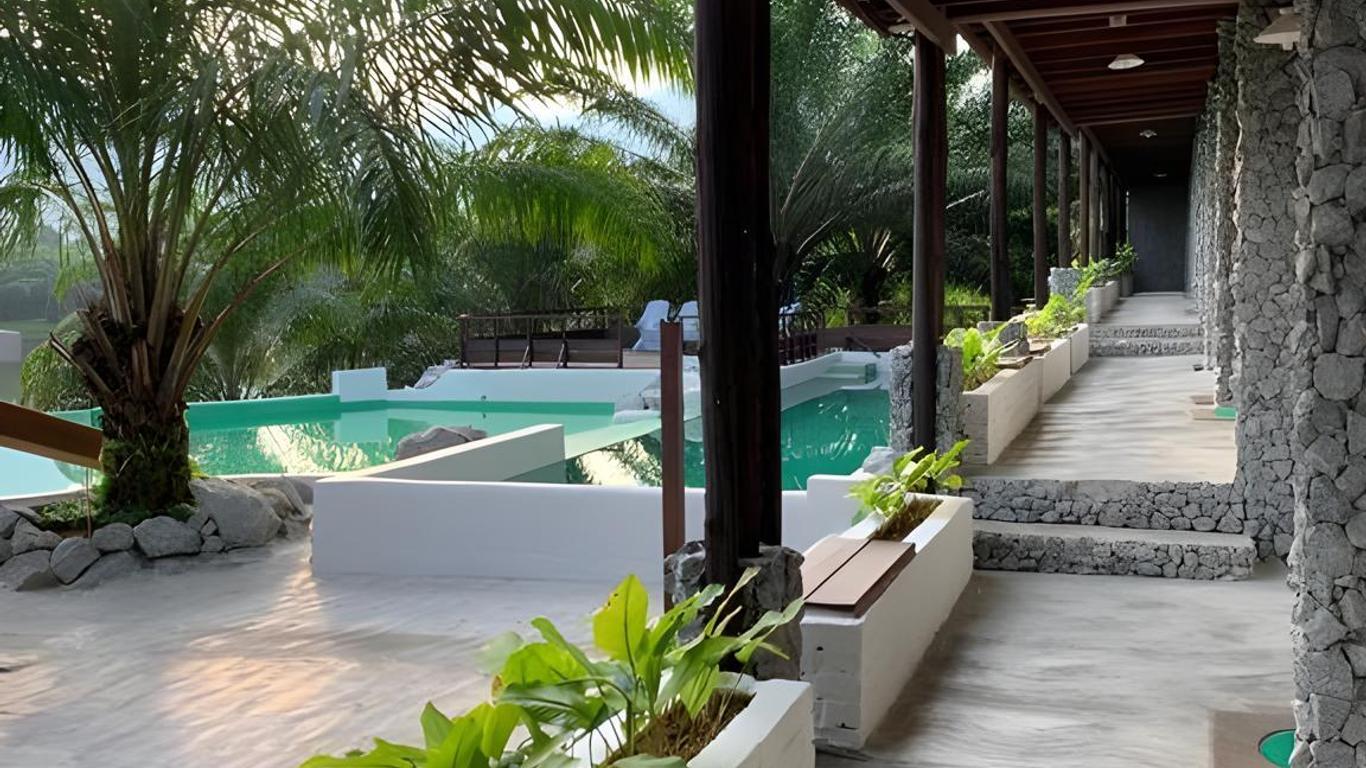 Embun Resort Lake Sahom