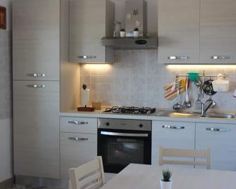 Casa a 20 metri dal mare! - Fossacesia - Cucina