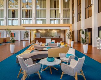 DoubleTree by Hilton Pittsburgh - Cranberry - Mars - Patio