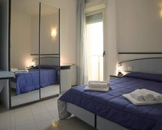 Hotel Remin Plaza - רימיני - חדר שינה