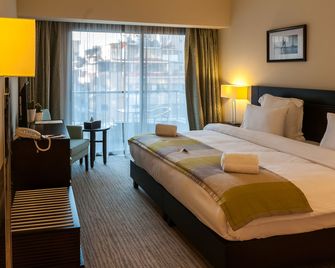 The Parisian Hotel - Beirut - Bedroom