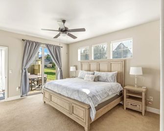 Bright, Modern Retreat in Eagle Crest Resort - Redmond
