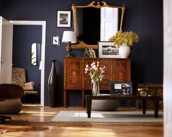 Rudi és Fickó Lakosztály - Szeged - Living room